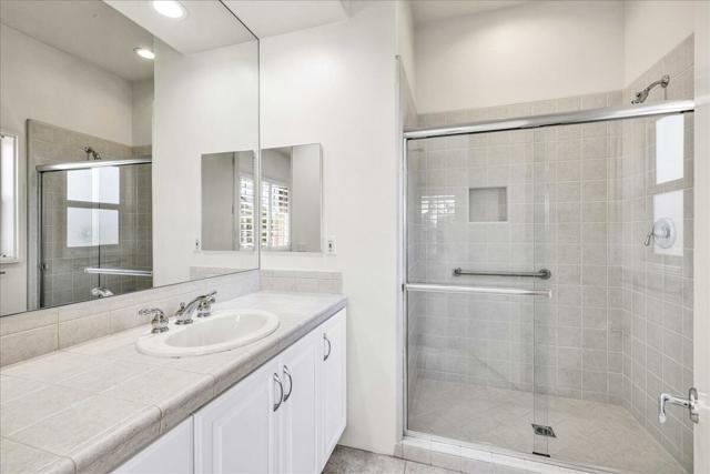 14 Collegiate Circle, Rancho Mirage CA: https://media.crmls.org/mediaz/26c6d76d-ea1d-49b0-b3ea-81ea9e041dab.jpg