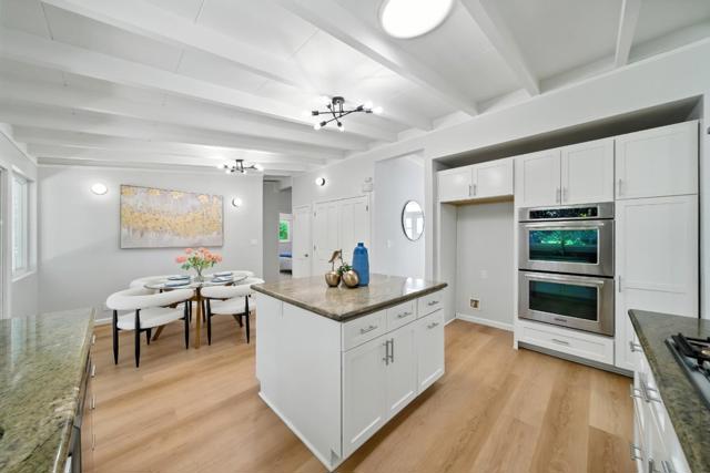 821 E Meadow Drive, Palo Alto CA: https://media.crmls.org/mediaz/26c73b84-a6f2-4db8-8438-cec34498f969.jpg