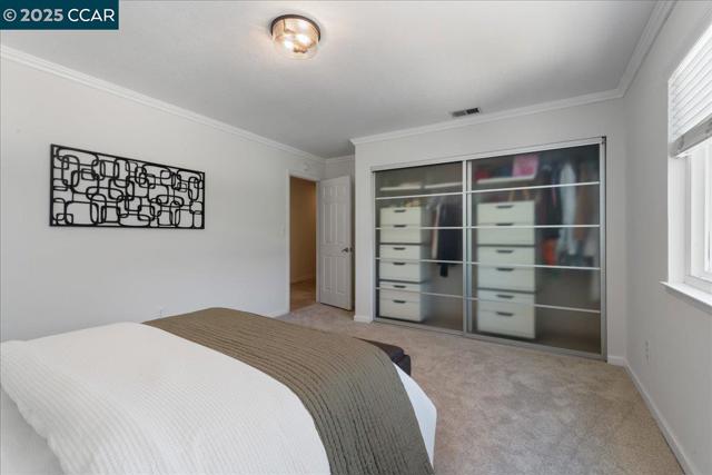 2787 Morgan Dr, San Ramon CA: https://media.crmls.org/mediaz/26c75b05-4bef-4eac-acdd-36654b47ac3a.jpg