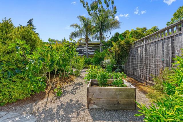 2801 S Main Street, Soquel CA: https://media.crmls.org/mediaz/26c7c42c-0359-4098-a38e-d2afaf266e84.jpg