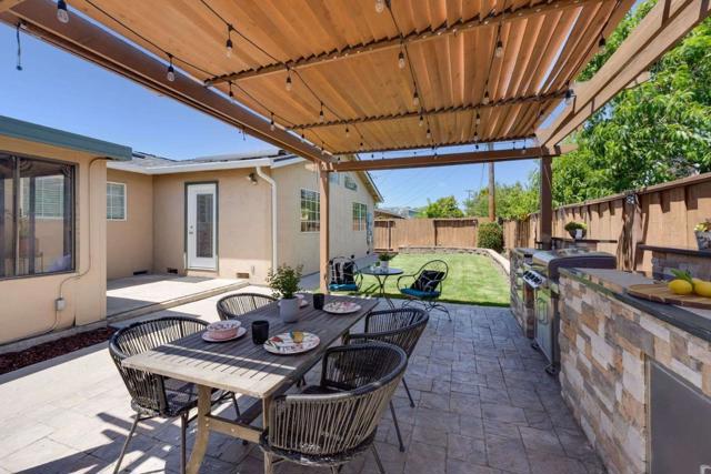 832 Penitencia Street, Milpitas CA: https://media.crmls.org/mediaz/26c8391d-19e3-4af8-a281-571d60d5ceca.jpg