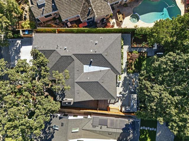 36 Wildwood Avenue, San Carlos CA: https://media.crmls.org/mediaz/26c9076a-7eb1-4715-862d-7a854ddda099.jpg