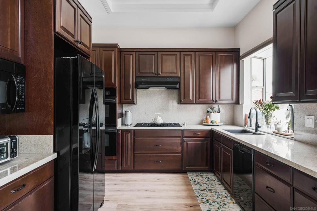 MLS #250036684SD image #5