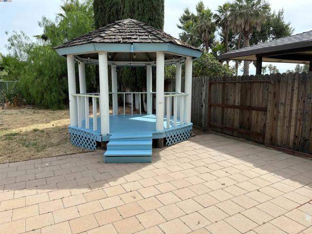 5328 Riverlake, Discovery Bay CA: https://media.crmls.org/mediaz/26cb5d13-c301-4671-92e7-539813976158.jpg