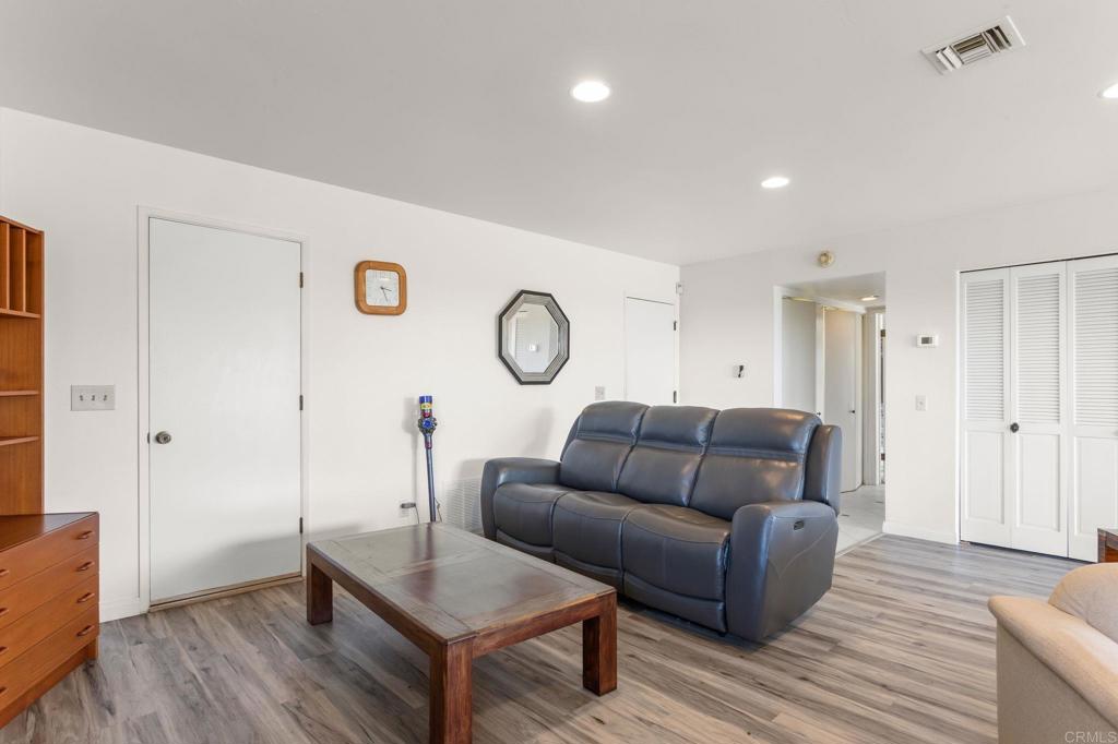 7619 Cortina - photo 17