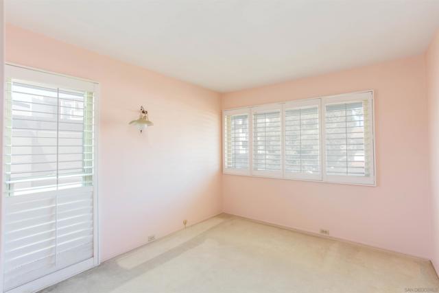 3216 Loma Riviera Dr, San Diego CA: https://media.crmls.org/mediaz/26cec1bc-ab1f-4291-bda8-2d70e9f31537.jpg