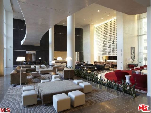6250 Hollywood Boulevard, Los Angeles CA: https://media.crmls.org/mediaz/26cf0222-a190-4166-93f5-3a07bff5b81a.jpg