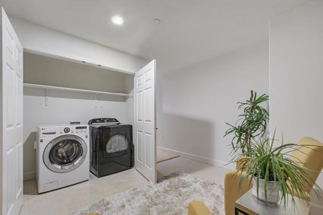 1142 Mente Linda Loop, Milpitas CA: https://media.crmls.org/mediaz/26cf52c8-0d2d-47e9-a2b1-40d788bc7639.jpg