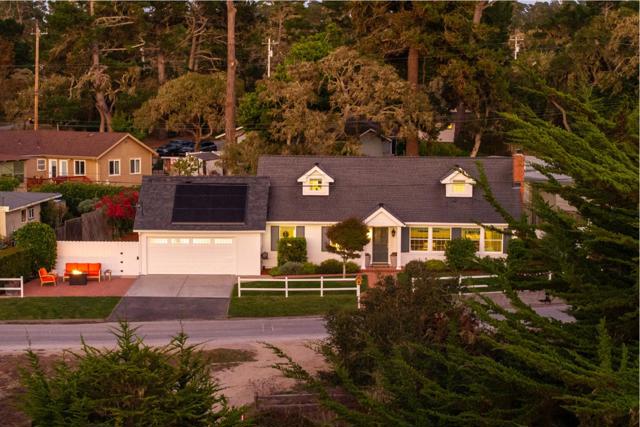 1043 Mission Road, Pebble Beach CA: https://media.crmls.org/mediaz/26cf9fc5-3c3f-48f5-b62c-8d30bff4c919.jpg