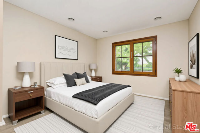 4042 Stoneriver Court, Westlake Village CA: https://media.crmls.org/mediaz/26cfbffb-00e2-48c9-9c29-2a7bdadfd374.jpg