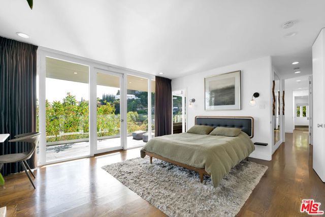 8450 Carlton Way, Los Angeles CA: https://media.crmls.org/mediaz/26cfd61d-748e-46cd-9c57-38e874b6c4b6.jpg