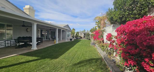 6 Voltaire Court, Rancho Mirage CA: https://media.crmls.org/mediaz/26d08e64-1330-4d8a-a14d-9c38dc7c2fba.jpg