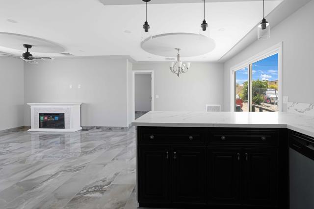 72420 Windlass Drive, Mecca CA: https://media.crmls.org/mediaz/26d116da-e5ae-4ac4-8787-3abc9957c4a0.jpg