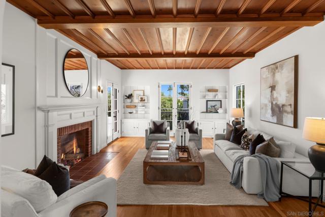 Image 4 of 26 For 4430 Arista St