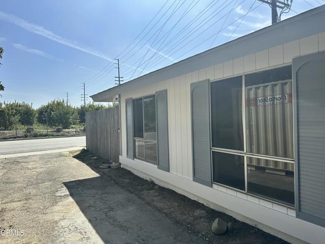 6368 Hunter Street, Ventura CA: https://media.crmls.org/mediaz/26d20b9e-b31b-49c5-8031-8c5446eee18a.jpg