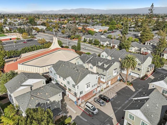 10837 N Stelling Road, Cupertino CA: https://media.crmls.org/mediaz/26d2d5c6-1d8c-4b0d-86d4-1741febe7c1e.jpg