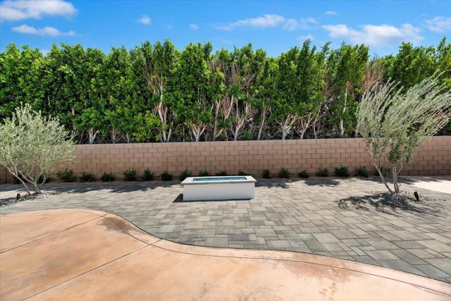 Image 64 of 77 For 80262 Amazon Avenue