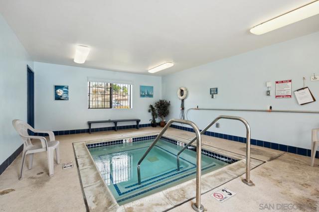 1831 Nova Gln, Escondido CA: https://media.crmls.org/mediaz/26d49aa0-a2c0-4d8e-8d6e-dd611ddfe1a0.jpg