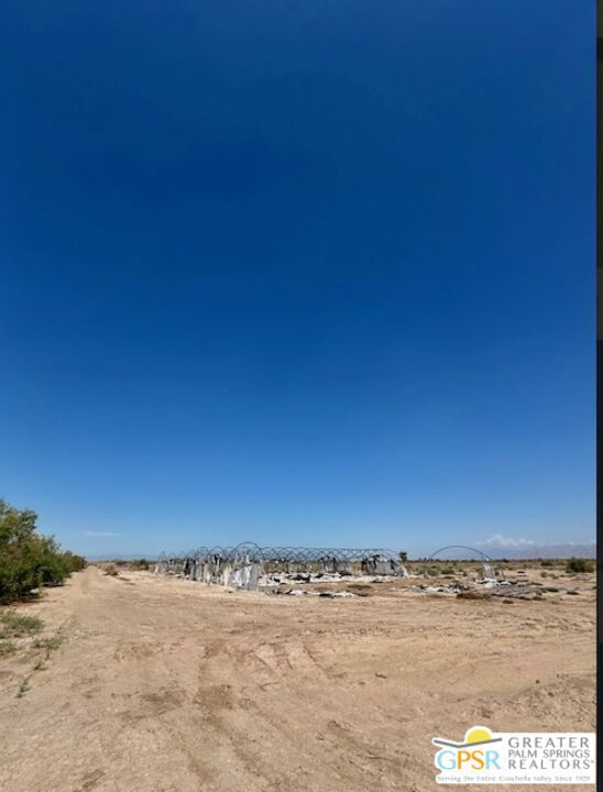 0 Noffsinger, Niland CA: https://media.crmls.org/mediaz/26d4cd62-b79c-48cc-9608-19eb1d6dcb75.jpg