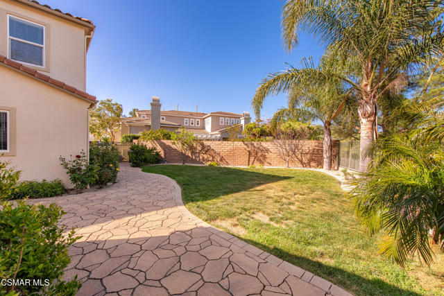 13290 Red Bird Court, Moorpark CA: https://media.crmls.org/mediaz/26d4e8c1-ec75-45cc-9f26-345396cad7c2.jpg