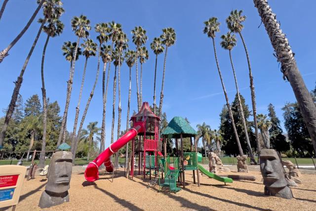 880 Russet Drive, Sunnyvale CA: https://media.crmls.org/mediaz/26d4ff8f-a1e4-44d9-8503-02b053c5ab9a.jpg