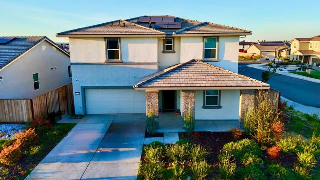 2121 Stagecoach Road, Patterson CA: https://media.crmls.org/mediaz/26d5a7b2-be9e-45e6-aa24-0f7ba3aa1f74.jpg