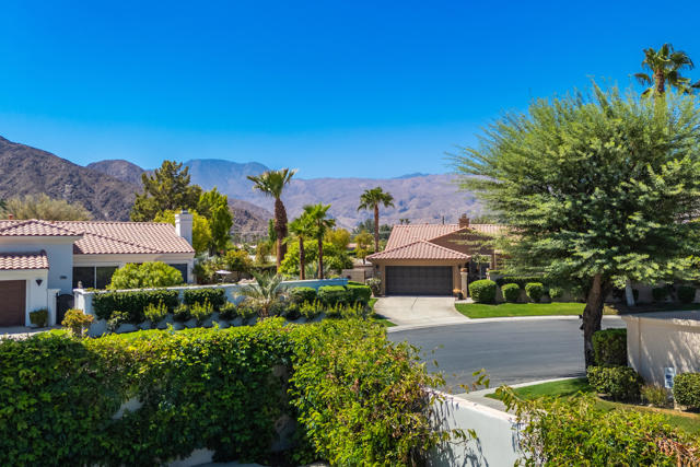 78858 Breckenridge Drive, La Quinta CA: https://media.crmls.org/mediaz/26d80813-4561-43a5-85f5-ec2aa9fc71d2.jpg