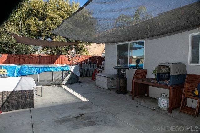 1419 Hummingbird Way, Hemet CA: https://media.crmls.org/mediaz/26d8a9b4-15d8-4a3d-9412-28e90d0c5339.jpg