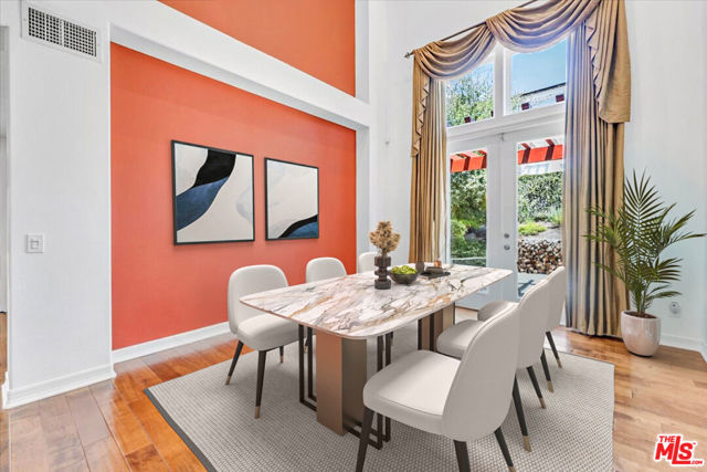 1535 Verde Ridge Lane, Westlake Village CA: https://media.crmls.org/mediaz/26da1e83-b4d7-4aec-aeda-25a7d6f65f78.jpg