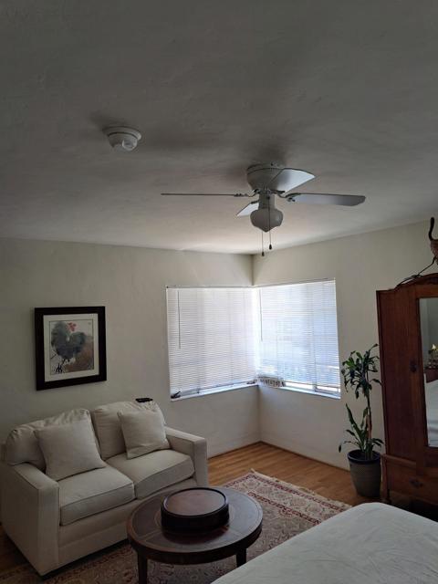 33 35 George St, San Jose CA: https://media.crmls.org/mediaz/26db3aff-51d2-48fe-b84e-52175b567374.jpg