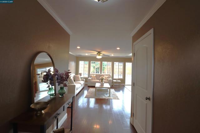 189 Atherton Ave, Pittsburg CA: https://media.crmls.org/mediaz/26dd4c2f-c515-4619-839a-2f14a8e1ca25.jpg