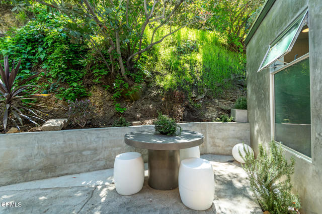 Detail Gallery Image 17 of 26 For 4520 San Andreas Ave, Los Angeles,  CA 90065 - 2 Beds | 1 Baths
