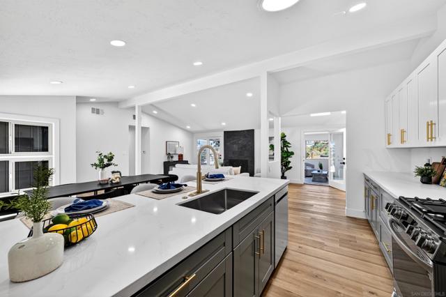 Image 9 of 35 For 2546 Marathon Dr