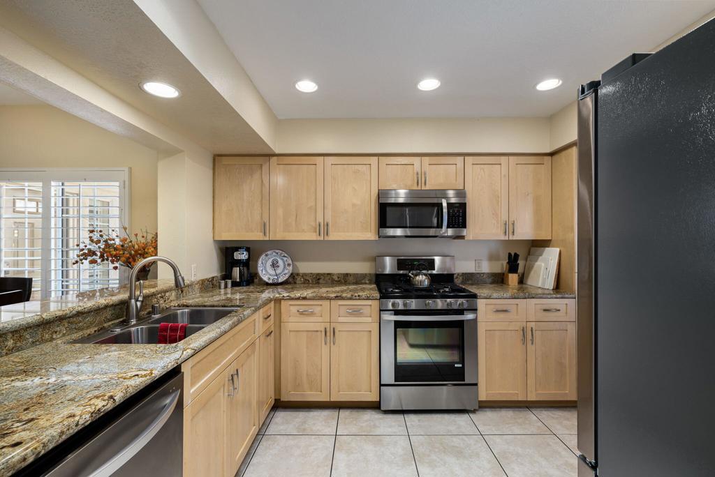 MLS #219127026DA image #17