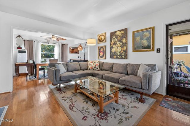 Detail Gallery Image 9 of 51 For 3146 Strathmore Dr, Ventura,  CA 93003 - 4 Beds | 2 Baths