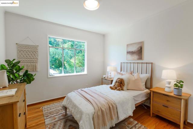 4191 Fruitvale, Oakland CA: https://media.crmls.org/mediaz/26df2174-792c-4230-904b-37062a920fd3.jpg