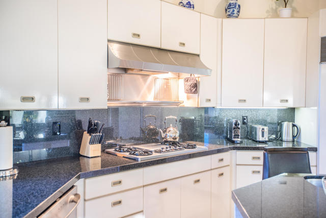 75273 Spyglass Drive, Indian Wells CA: https://media.crmls.org/mediaz/26df44b8-6e34-4c2c-a0ad-8b8d0de25bdd.jpg