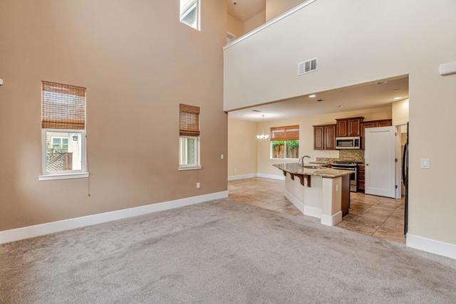 13338 Warren Avenue,  CA: https://media.crmls.org/mediaz/26df4b45-8547-4ab2-9614-06a1d3426852.jpg