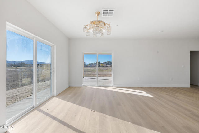 Detail Gallery Image 10 of 32 For 10824 E Avenue S, Littlerock,  CA 93543 - 4 Beds | 2 Baths