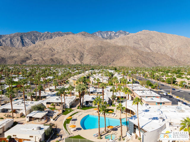 1111 E Palm Canyon Drive, Palm Springs CA: https://media.crmls.org/mediaz/26e0da70-b204-4df3-a79f-370a9f189b75.jpg