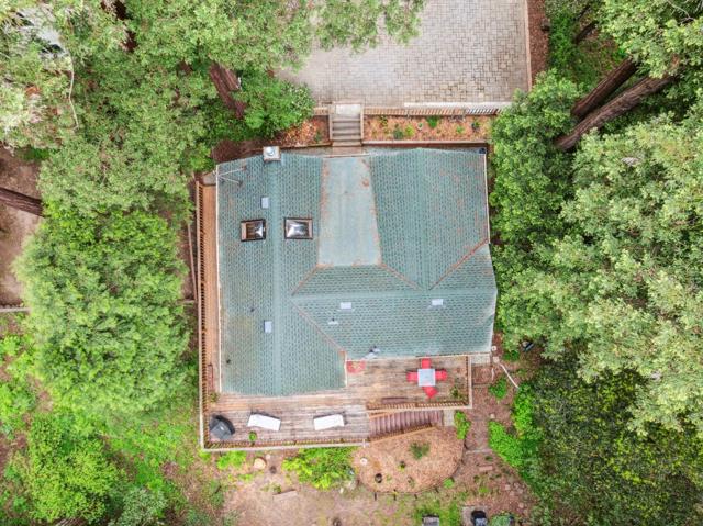 415 Gold Avenue, Felton CA: https://media.crmls.org/mediaz/26e191f7-3fb3-477c-a26e-62e63838bad6.jpg