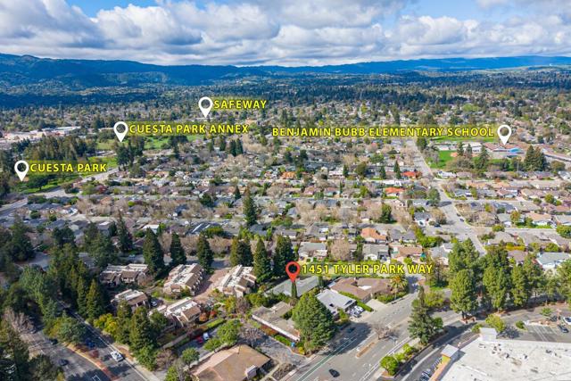 1451 Tyler Park Way, Mountain View CA: https://media.crmls.org/mediaz/26e1cb1f-3460-47cf-b58a-9572a64dd0d4.jpg