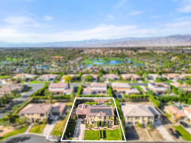 80580 Apple Court, Indio CA: https://media.crmls.org/mediaz/26e24873-9406-4408-9747-0c4a97713f67.jpg