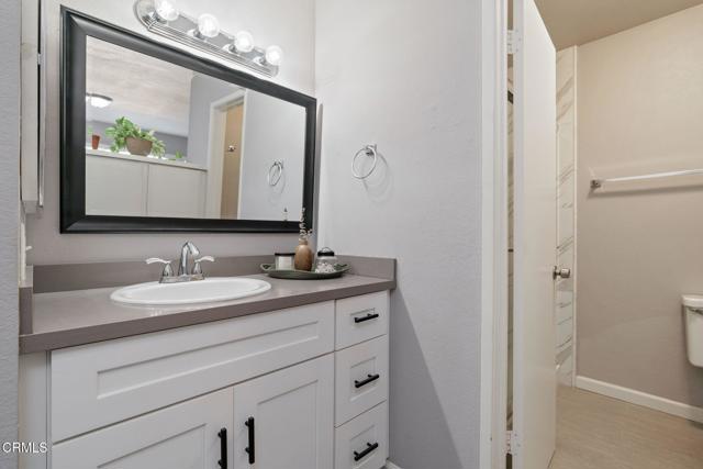 Detail Gallery Image 21 of 31 For 1266 Gina Dr, Oxnard,  CA 93030 - 3 Beds | 2/1 Baths