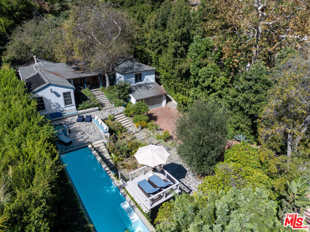 1853 Nichols Canyon Road