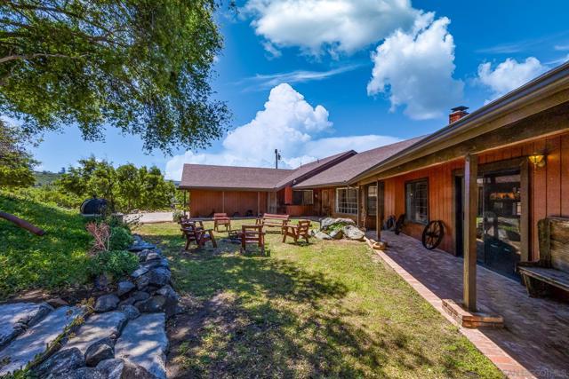 10649 Boulder Creek Rd, Descanso CA: https://media.crmls.org/mediaz/26e42708-3609-430b-9e02-a663daceecc1.jpg