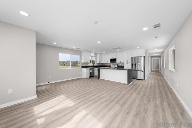 3335 37 S Barcelona St., Spring Valley CA: https://media.crmls.org/mediaz/26e47905-7dd0-414a-9599-8c2ef518bcf9.jpg