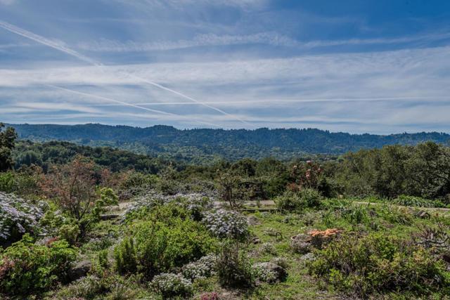 640 Los Trancos Road,  CA: https://media.crmls.org/mediaz/26e5e8ec-07e0-4377-a5a0-e24663bab28c.jpg