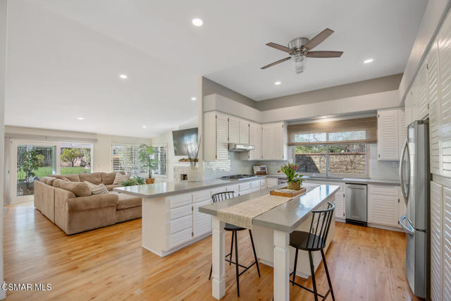 Image 15 of 69 For 4900 Kilburn Court