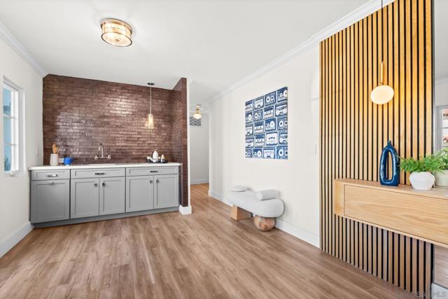 3301 Trumbull St, San Diego CA: https://media.crmls.org/mediaz/26e641fa-3215-4e8f-92d4-3b89a0a19a55.jpg